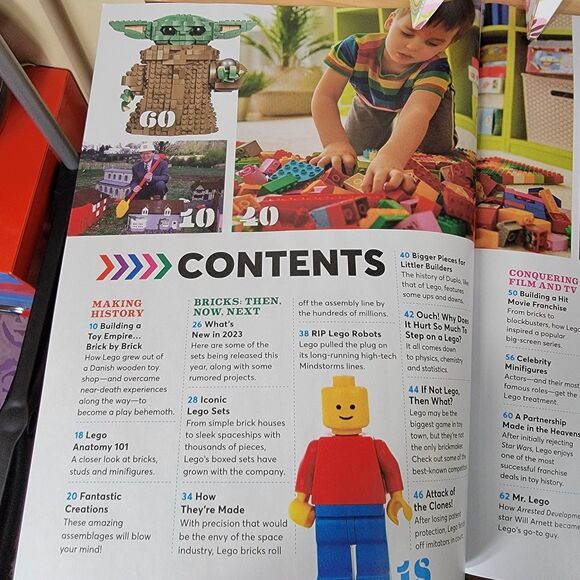 MAGAZINE The Ultimate Guide To Lego NEW - Picture 2 of 4